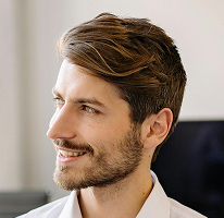Porträt von Michael Brennan als CTO und Technologieführer im Fintech- und Kryptobereich
